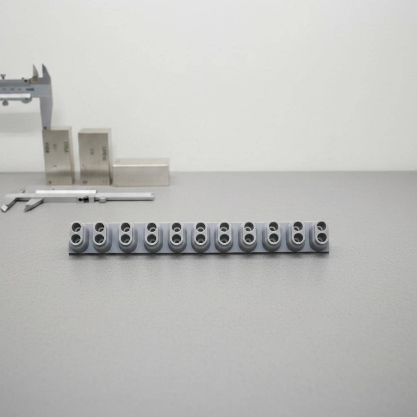 Przewodząca gumowa nakładka na – A Musical Instrument With Keys recenzja i cena