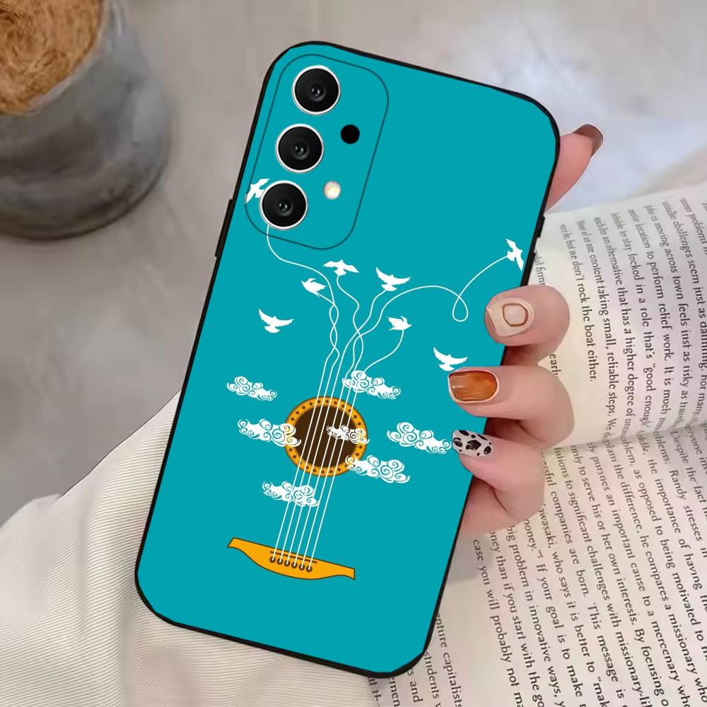 Minimalistyczne etui na telefo – Musical Instrument Quotes recenzja i cena