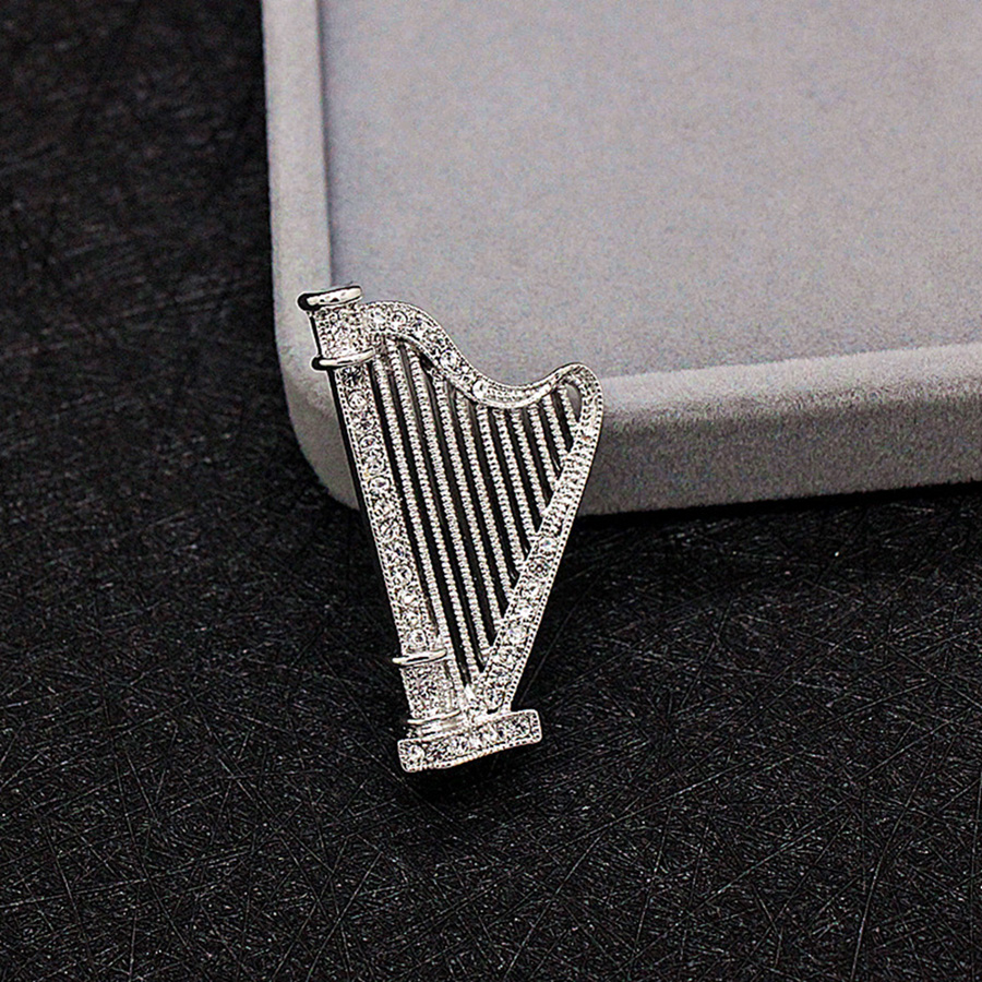 Broszka z dżetami w kształcie  – Musical Instrument Image recenzja i cena